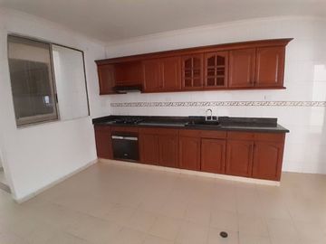 CASA EN VENTA BARRIO LA CASTELLANA|1073