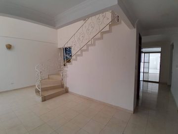 CASA EN VENTA BARRIO LA CASTELLANA|1073