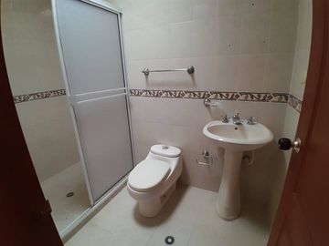 CASA EN VENTA BARRIO LA CASTELLANA|1073