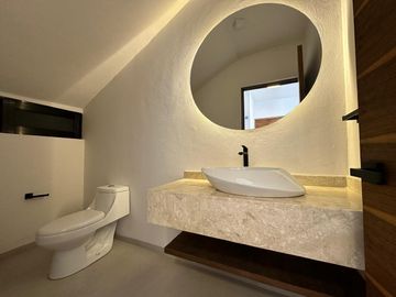CASA EN VENTA EN CERRADA DEL PEDREGAL SLP