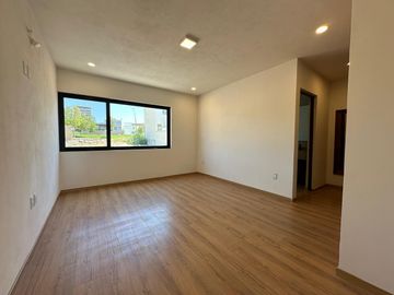 CASA EN VENTA EN CERRADA DEL PEDREGAL SLP