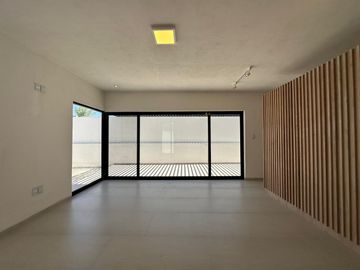 CASA EN VENTA EN CERRADA DEL PEDREGAL SLP