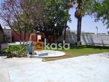Casa en Venta en García, N.L., Centro.