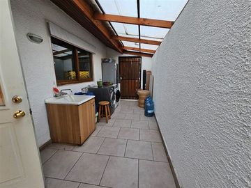 BAJÓ DE PRECIO!!! en condominio en Huechuraba