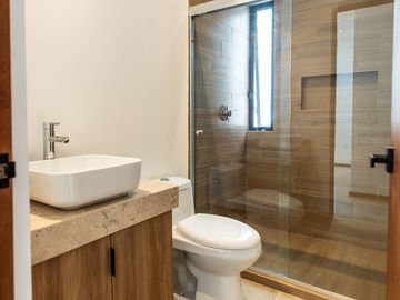 CASA EN PRIVADA CIMERA