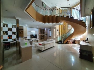 Rumah Mewah Furnish Siap Huni Di Kawasan Premium Kelapa Gading