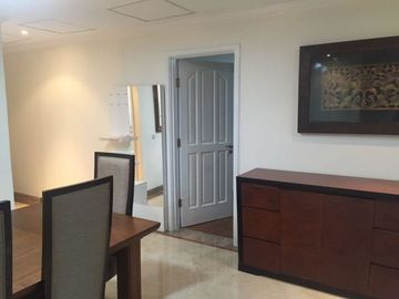 Apartemen kusuma chandra,semi furnished,full renov