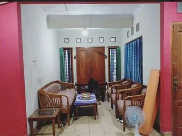 Rumah Strategis Pinggir jalan di Bedahan Depok Cocok untuk Usaha 1,2 M (imel)