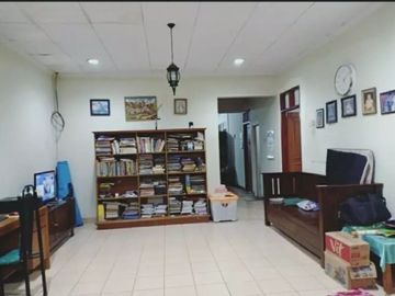 Rumah Strategis Pinggir jalan di Bedahan Depok Cocok untuk Usaha 1,2 M (imel)