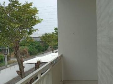 Rumah Villa Valensia CA5 Pakuwon Indah, Rumah Baru Gress