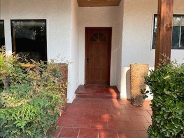 Gran parcela en venta dentro de condominio en Lampa