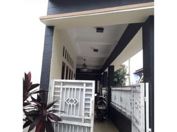 Rumah Cantik di Perum Pondok Tirta Mandala Sukamaju Depok