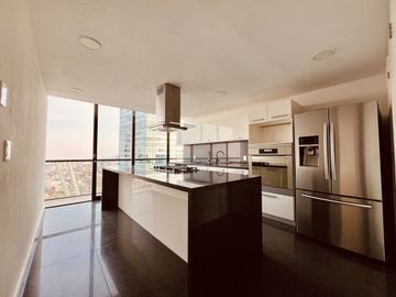 DEPARTAMENTO EN CLUB RESIDENCIAL BOSQUES