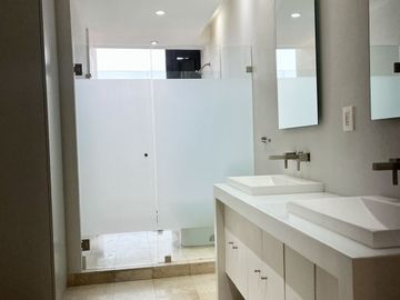 DEPARTAMENTO EN CLUB RESIDENCIAL BOSQUES