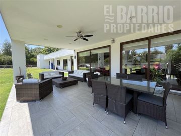 Casa en Venta en Chicureo Centro
