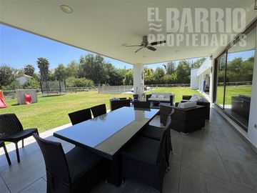 Casa en Venta en Chicureo Centro