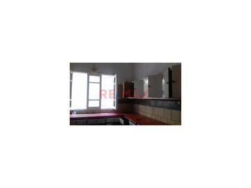 🏡 Venta lindo departamento en 2 Piso en La Punta, Callao! 🏡

🌟 Este departamento se ubica en una zona tranquila a una cuadra del malecón Santiago Fi
