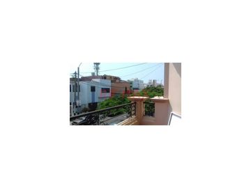 🏡 Venta lindo departamento en 2 Piso en La Punta, Callao! 🏡

🌟 Este departamento se ubica en una zona tranquila a una cuadra del malecón Santiago Fi