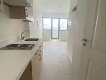 Studio Unit at The Residences at Commonwealth (20.7 sqm.)
