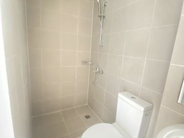 Studio Unit at The Residences at Commonwealth (20.7 sqm.)