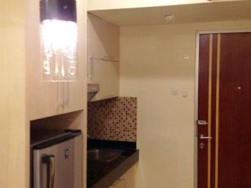 Apt. Puncak Kertajaya, Strategis