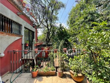 Casa de 2 Niveles Mas Pent House en Venta en Coyoacan