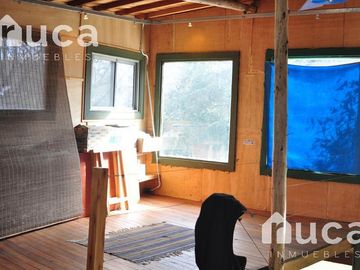 VENTA | CASA de HERMOSO DISEÑO gran Jardin y Pileta | La Bota