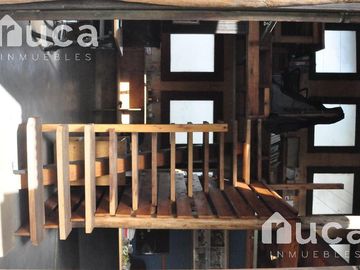 VENTA | CASA de HERMOSO DISEÑO gran Jardin y Pileta | La Bota