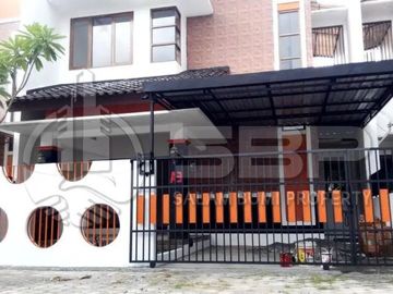 Rumah Dijual Jogja Cantik Perum jl palagan km 7 dkt UGM,Monjali,Hyatt,RS Sardjito