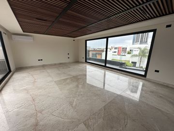 Casa en Venta Lomas de Angelópolis. Lujo y Confort!