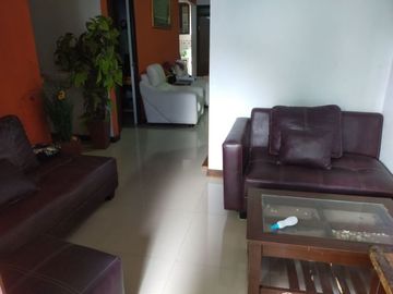Rumah second 1,5 lt 2 M di Sawangan Depok