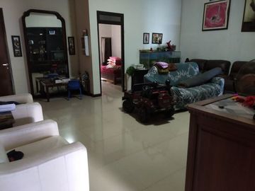 Rumah second 1,5 lt 2 M di Sawangan Depok