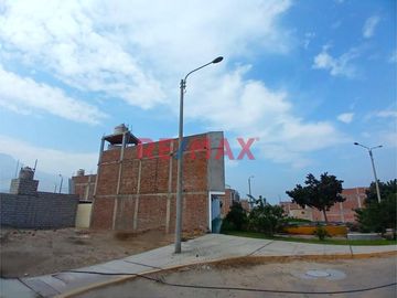 Descubre el potencial de este magnífico terreno urbano 🏡 situado en La Campiña de Moche, Trujillo. Un gran terreno esperando por tu proyecto soñado.