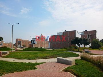 Descubre el potencial de este magnífico terreno urbano 🏡 situado en La Campiña de Moche, Trujillo. Un gran terreno esperando por tu proyecto soñado.