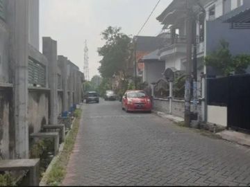Rumah 2 Lt model minimalis di jambangan dekat masjid agung dan polda jatim harga nego
