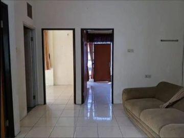 Rumah 2 Lt model minimalis di jambangan dekat masjid agung dan polda jatim harga nego