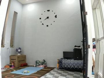 DIJUAL RUMAH MENGANTI GRESIK