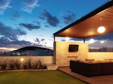 Residencia de Autor en La Condesa Juriquilla, Roof Garden, Master Suite, 6 Baños