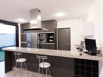 Residencia de Autor en La Condesa Juriquilla, Roof Garden, Master Suite, 6 Baños