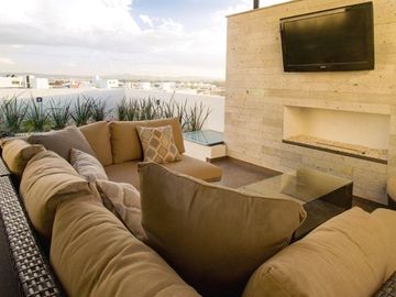 Residencia de Autor en La Condesa Juriquilla, Roof Garden, Master Suite, 6 Baños