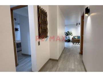 🌿 Exclusivo Departamento Amoblado En Surco | Primer Piso + Terraza Privada + Cochera 🚗