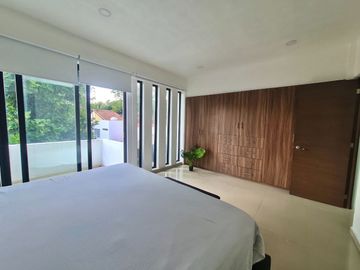 Hermosa y Espaciosa Casa en Privada