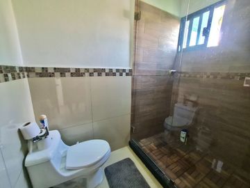 Hermosa y Espaciosa Casa en Privada
