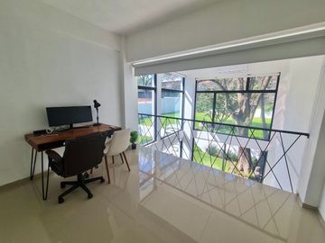 Hermosa y Espaciosa Casa en Privada