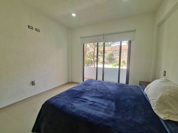 Hermosa y Espaciosa Casa en Privada