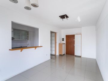 Congreso al 2500 - Belgrano // VENTA: 3 ambientes con cochera