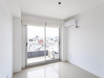 Congreso al 2500 - Belgrano // VENTA: 3 ambientes con cochera