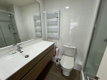 Departamento en venta de 3 dorm. 2 baños Edificio Sangers