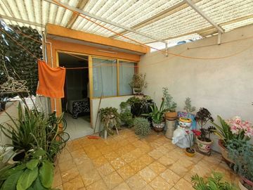 Casa En Venta En Los Reyes Ixtacala De 3 Recámaras, Estudio, 1.5 Baños, Un Auto