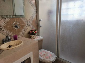 Casa En Venta En Los Reyes Ixtacala De 3 Recámaras, Estudio, 1.5 Baños, Un Auto